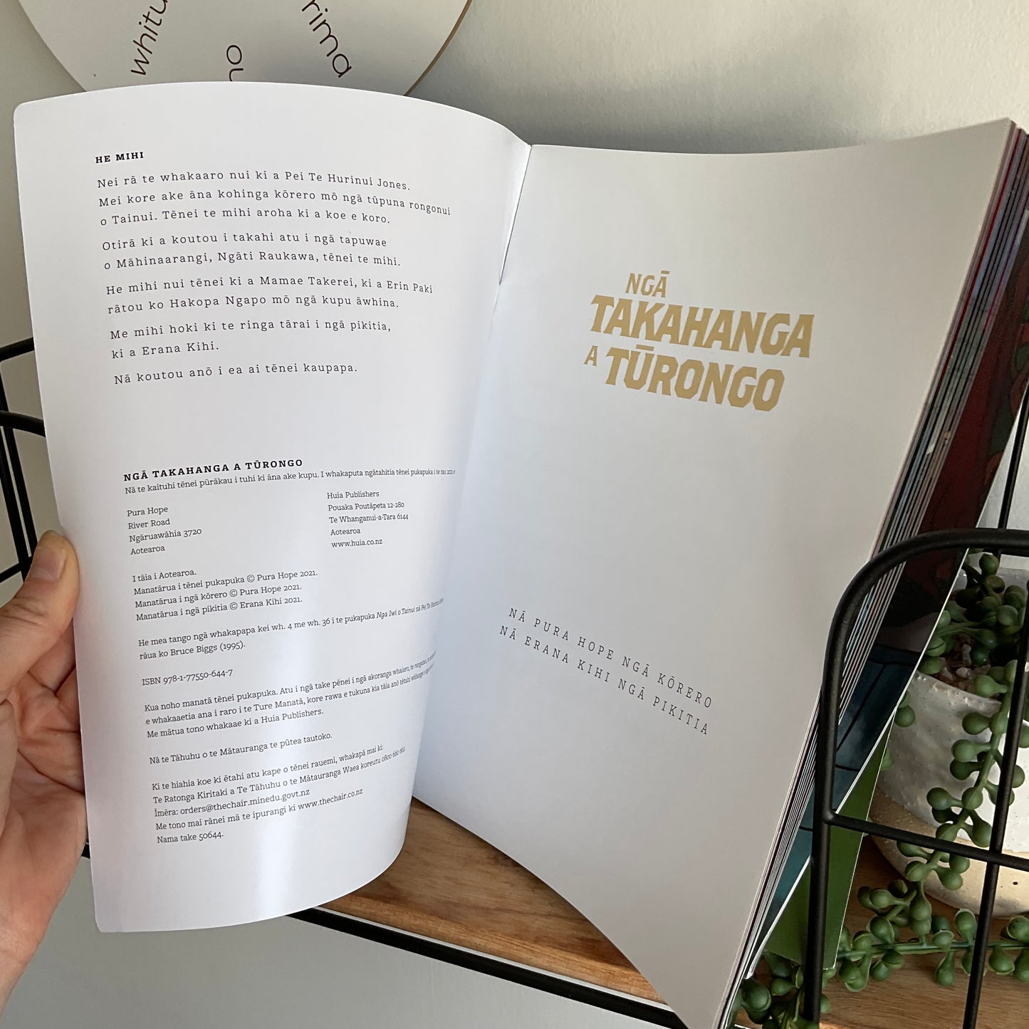 Ngā Takohanga a Tūrongo - Reo Māori