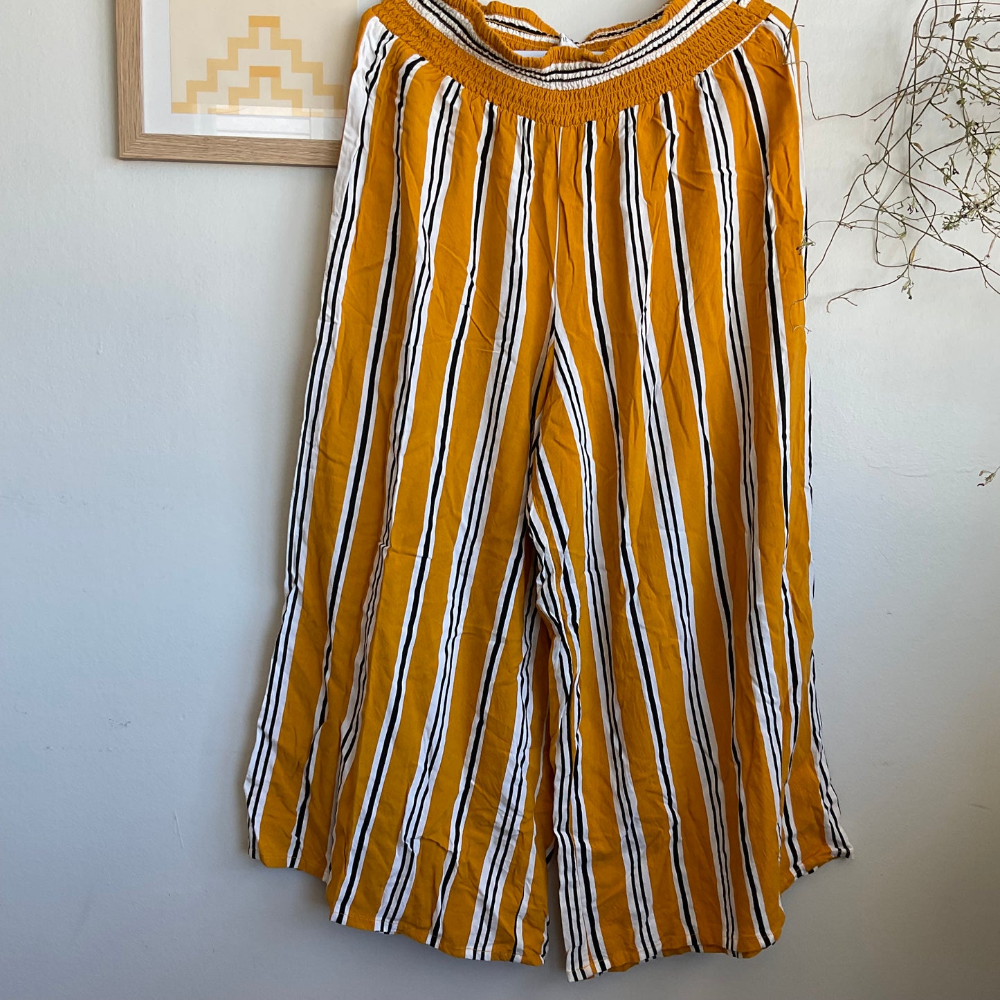 Spirit Flowy Pants (Women’s 10)