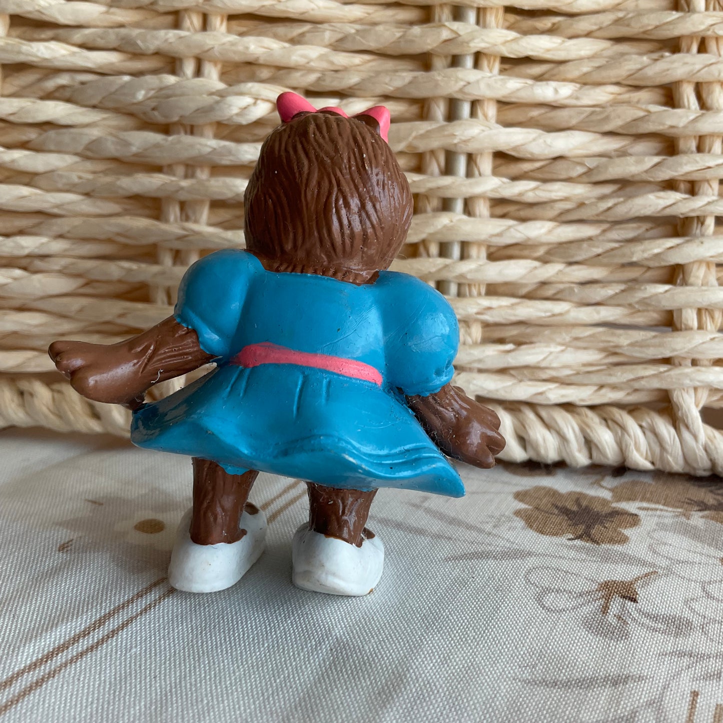 Vintage Kiwi Folk Figure (1986)