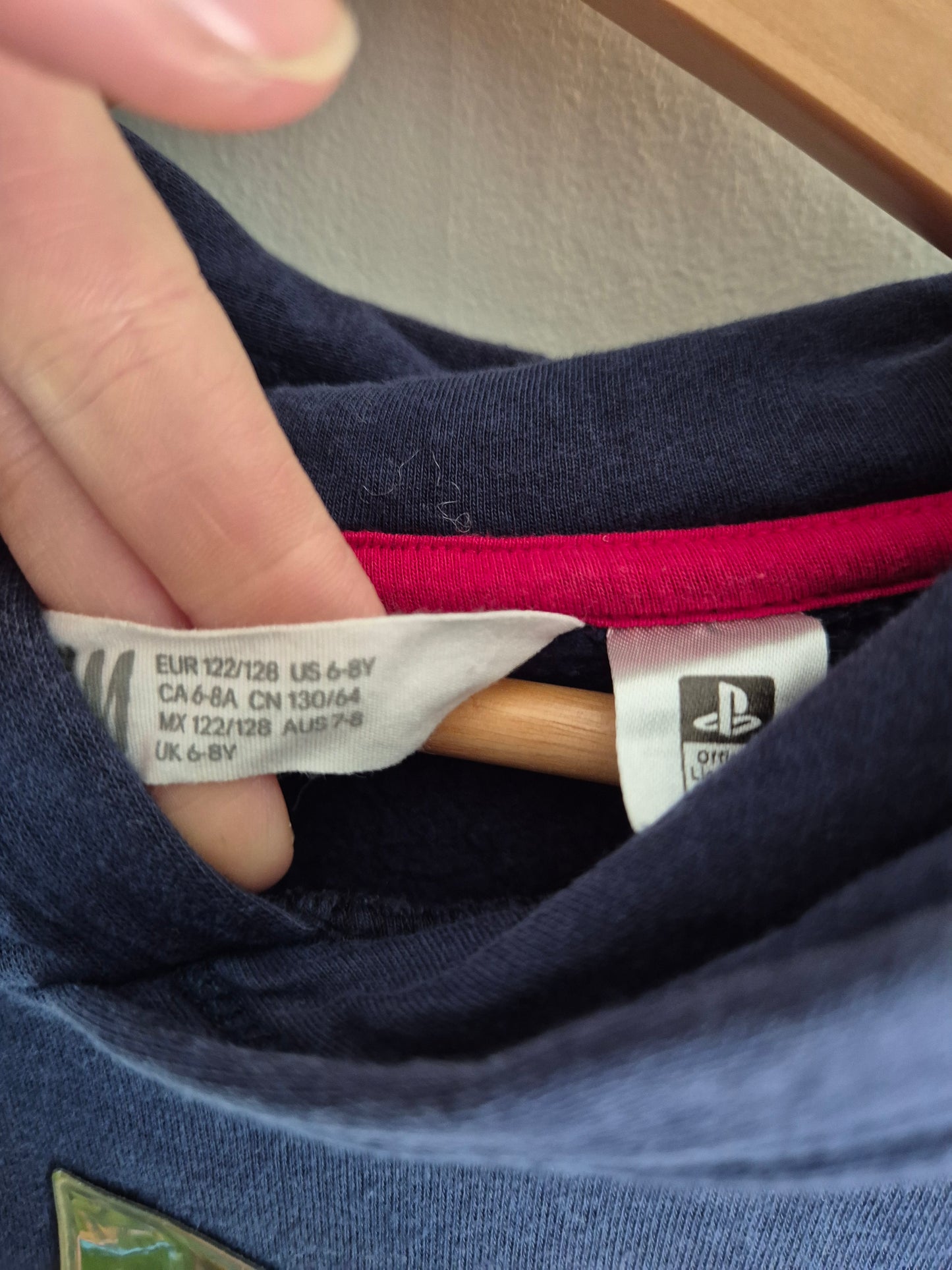SECONDS H&M Playstation Hoodie (6-8y)