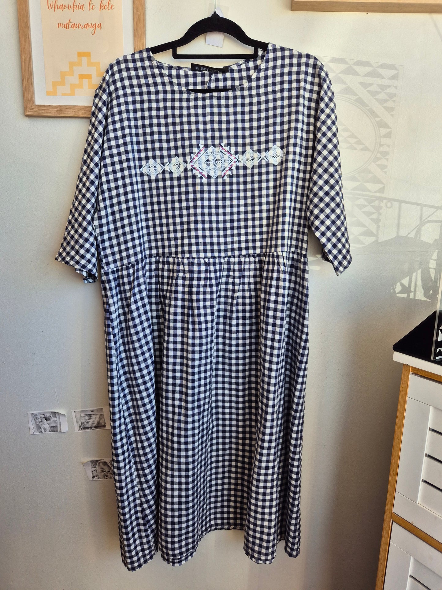 Toitū Kākahu - Glassons Dress (Women's S)