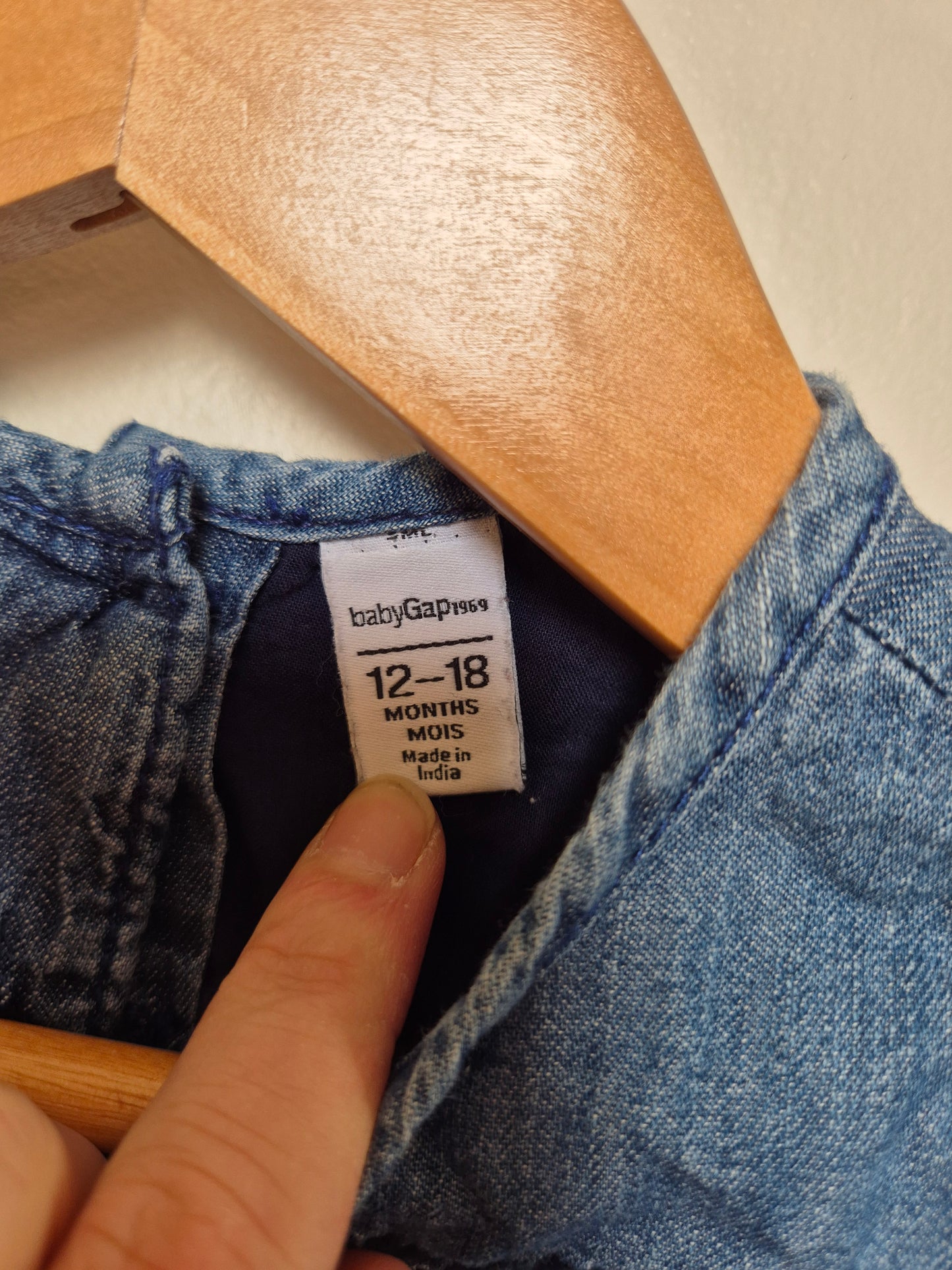 Baby Gap Denim Style Top (12m)