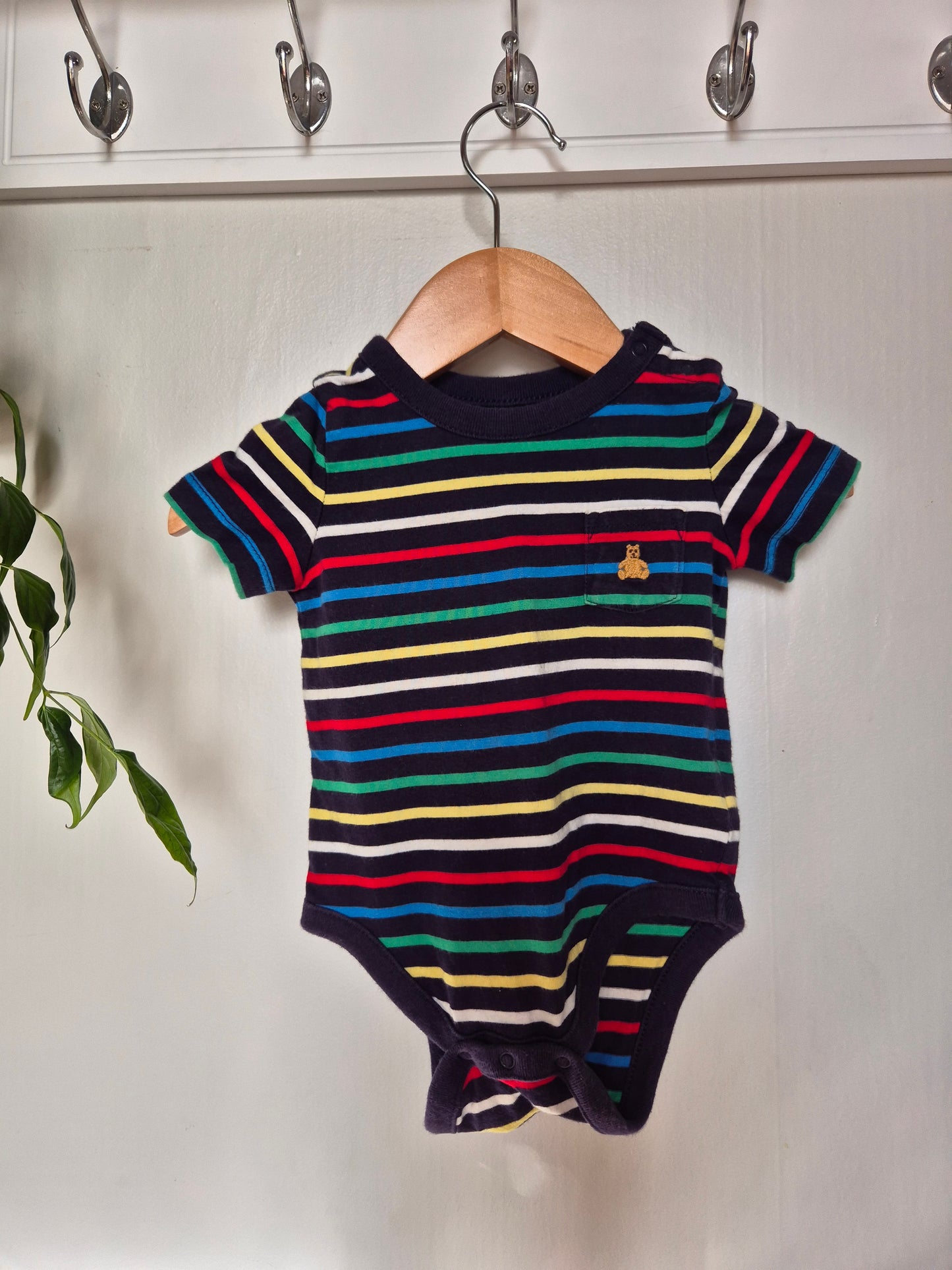 Gap Baby Bodysuit (3-6m)