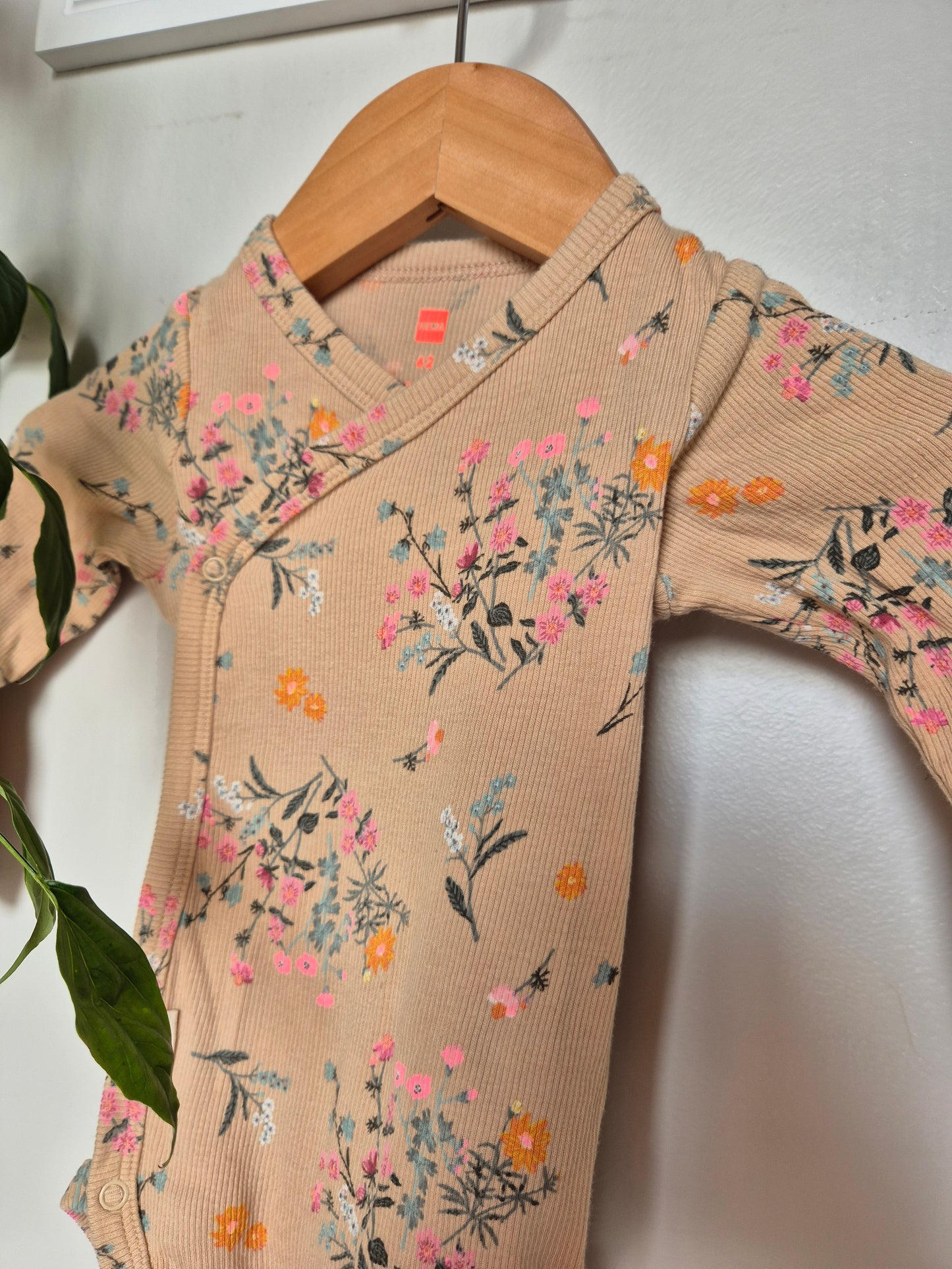 Hema Bamboo Rib Bodysuit (6m)