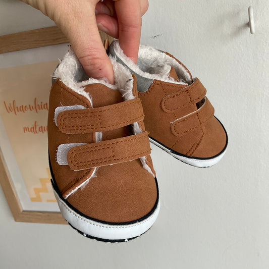 Brown Baby Shoes (4c)