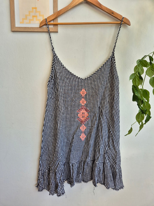Toitū Kākahu - Glassons Gingham Dress (Women's M)