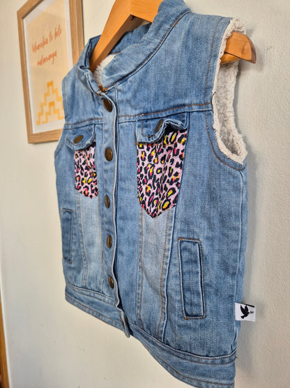 Kissed by Radicool Vest ' (4y)