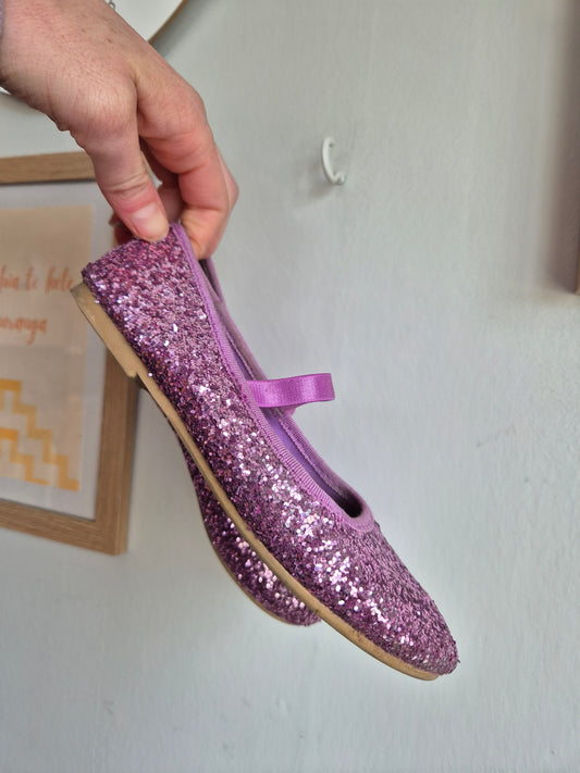 Rupunzel Sparkle Shoes (Kids 31)