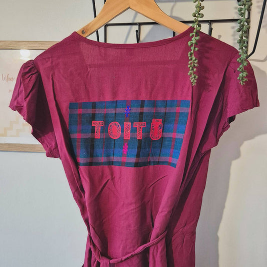 Toitū Kākahu Wrap Dress (S/M)