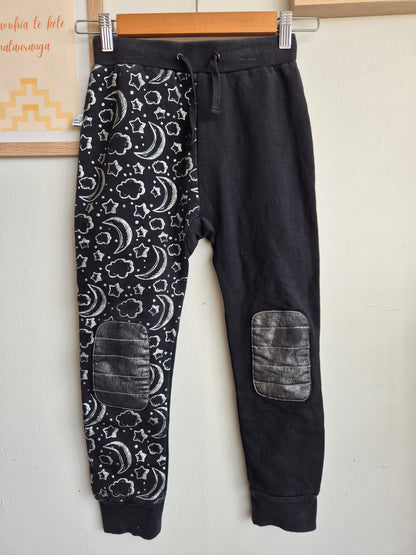 Kissed by Radicool Trackpants (12y)