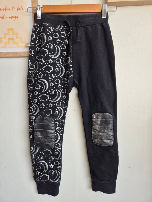 Kissed by Radicool Trackpants (12y)