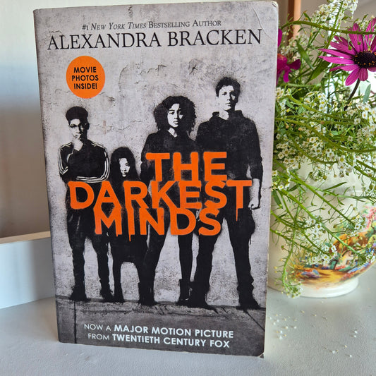 Alexandra Bracken: The Darkest Minds